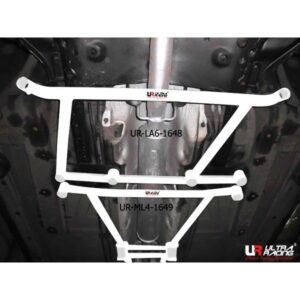 ULTRARACING - BARRA ANTERIORE INFERIORE